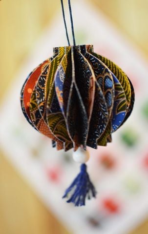 Đèn lồng trang trí 19x09 cm