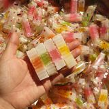  Mứt Rau Câu Sữa (Mứt Rau Câu 2 Màu) Lon 400gr 