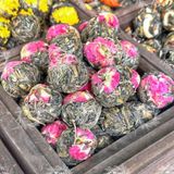  Trà Phổ Nhĩ Hoa Hồng (Trà Phổ Nhĩ Nở Hoa - Trà Pu'er Vân Nam - Trà Kim Qua Cống - Trà Nhân Đầu Cống) - Túi 250gr 