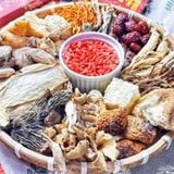  Canh Nấm Dưỡng Sinh 11 Vị + Kèm Nhân Sâm Set 100gram Siêu Bổ Dưỡng Thanh Đạm & Tiện Lợi (Set 100gram) 