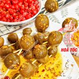  Ô Mai Sấu Muối Ớt Xiên Que Kèm Muối Chấm Hộp 500gr (Hộp 7 Xiên) 