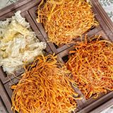  Nấm Đông Trùng Sấy Khô (Nấm Trùng Thảo) - Túi 500gr 