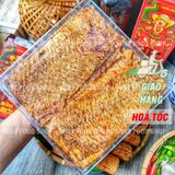  Hộp Qùa Tết Mực Cán Tẩm Vị Nguyên Con (Hộp Vuông Kim Cương) - Hộp 500Gr 