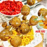  Ô Mai Sấu Muối Ớt Xiên Que Kèm Muối Chấm Hộp 500gr (Hộp 7 Xiên) 