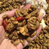  Hạt Bí Rang Tỏi Ớt Lon 500gr 