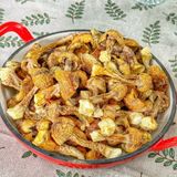 Nấm Tùng Nhung Sấy Khô (Nấm Thông Sấy Khô) - Túi 100gr 
