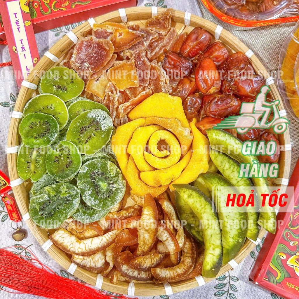 Hộp Kim Cương Mix 6 Loại Trái Cây Sấy Dẻo (Thơm/ Đu Đủ/ Vỏ Bưởi Thái Lan/ Vỏ Bưởi Đường Phèn/ Chà Là/ Xoài) - Hộp Quà 