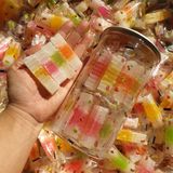 Mứt Rau Câu Sữa (Mứt rau câu 2 màu - Mứt rau câu giòn) -  Lon 400gr 