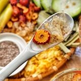  Set Nguyên Liệu Nấu Mủ Trôm Hạt Chia Nấm Tuyết Tặng Kèm Táo Đỏ (Set Tự Nấu Tiện Dụng - Nấu 12 - 15 Chén) 