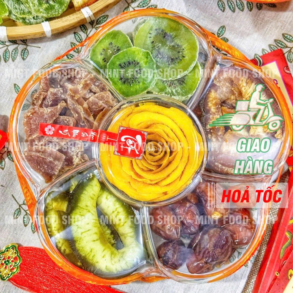  Hộp Quà Hoa Mai Mix 6 Loại Trái Cây Sấy Dẻo - Hộp Quà Tết Lục Vị (Đu Đủ/Vỏ Bưởi Đường Phèn/Vỏ Bưởi Thái/Kiwi/Xoài) H760g 