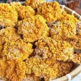  Nấm Kim Nhĩ (Mộc Nhĩ Vàng, Nấm Tuyết Vàng, Nấm Tạng Nhĩ) 