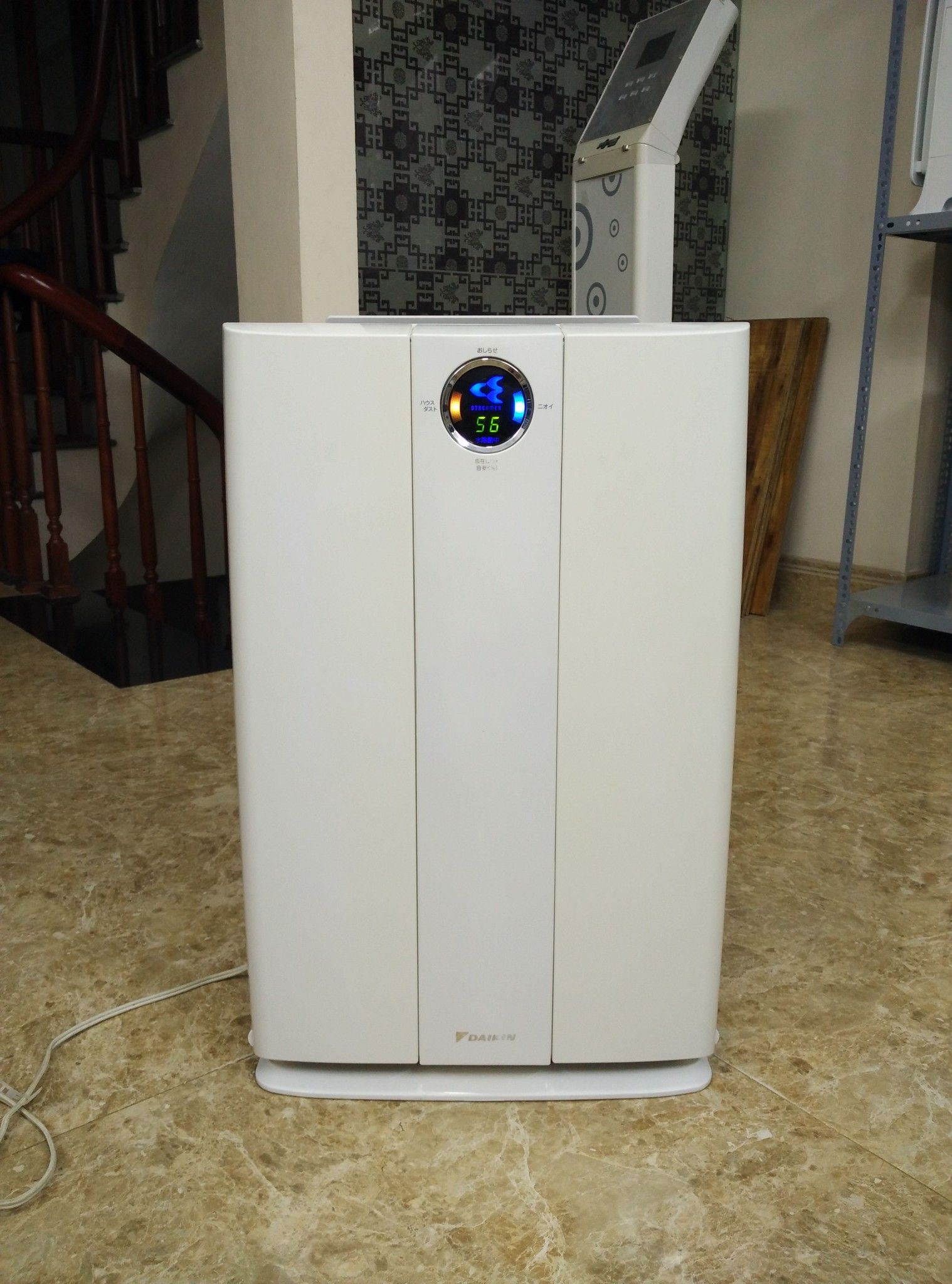 ( Used 95% ) DAIKIN ACK 70M MÁY LỌC KHÍ NHẬT NỘI ĐỊA