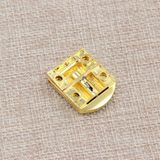  Khóa hộp giả cổ A001 màu vàng 25*20mm 