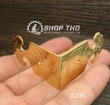  Góc hộp giả cổ K230 đồng thau 45x45x20mm màu vàng 