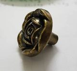  Núm kéo giả cổ - hình hoa hồng (30.5*22mm) 