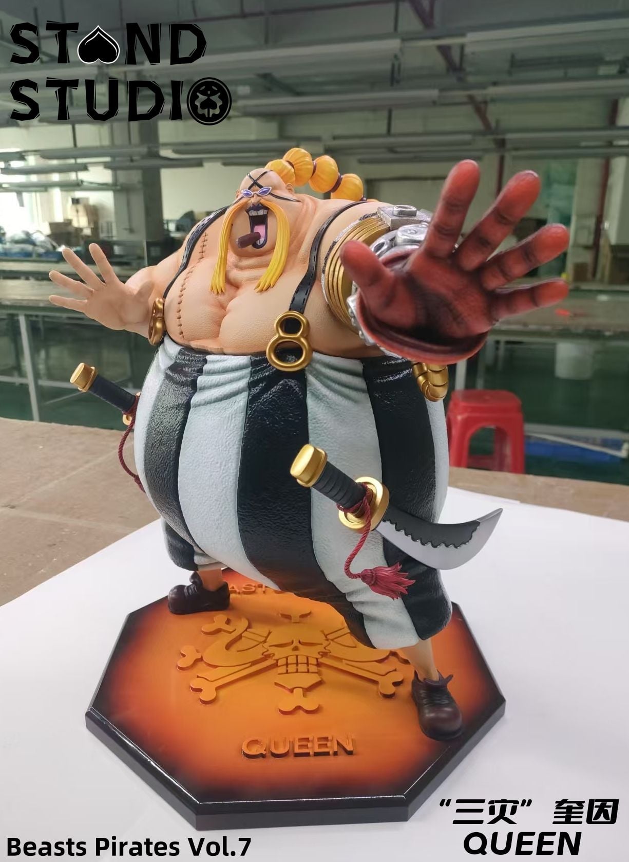 Stand Studio - Queen - One Piece – Flash Resin Shop