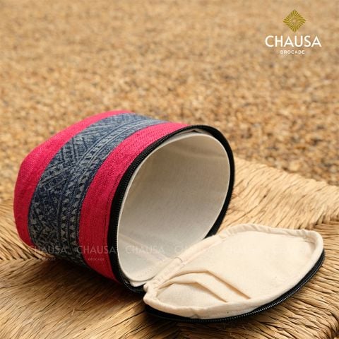  Hộp đựng mỹ phẩm Thổ Cẩm Handmade HMONG - CHAUSA Brocade hộp đựng mỹ phẩm thổ cẩm thủ công người Hmong, tinh xảo 