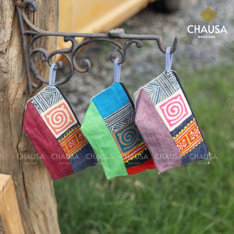  Ví Thuyền thổ cẩm hàng thủ công dân tộc Hmong - CHAUSA Brocade ví cầm tay thổ cẩm thủ công, vải lanh,dệt tay tự nhiên 