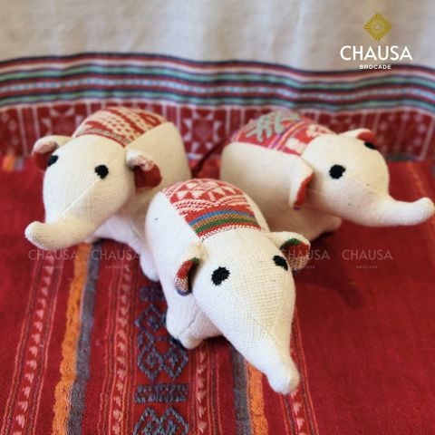  Thú Bông Thổ Cẩm Handmade size mini Voi thổ cẩm - From CHAUSA Brocade thổ cẩm dân tộc Thái, Tây bắc 