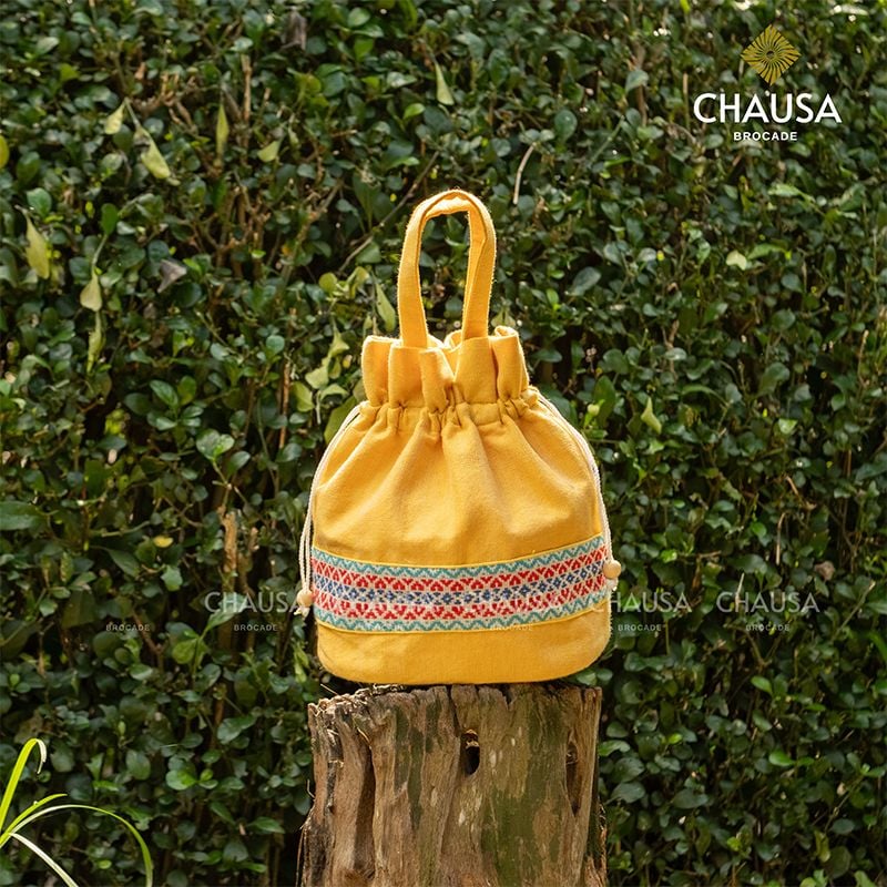 Túi Hộp Rút Miệng cầm tay thổ cẩm dân tộc Thái - CHAUSA Brocade phân phối độc quyền - túi cầm tay thổ cẩm thủ công