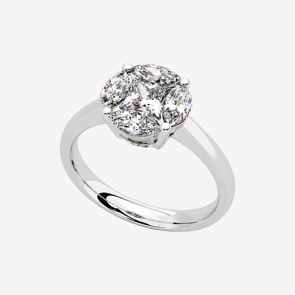  CLUSTER-STYLE SOLITAIRE RING 