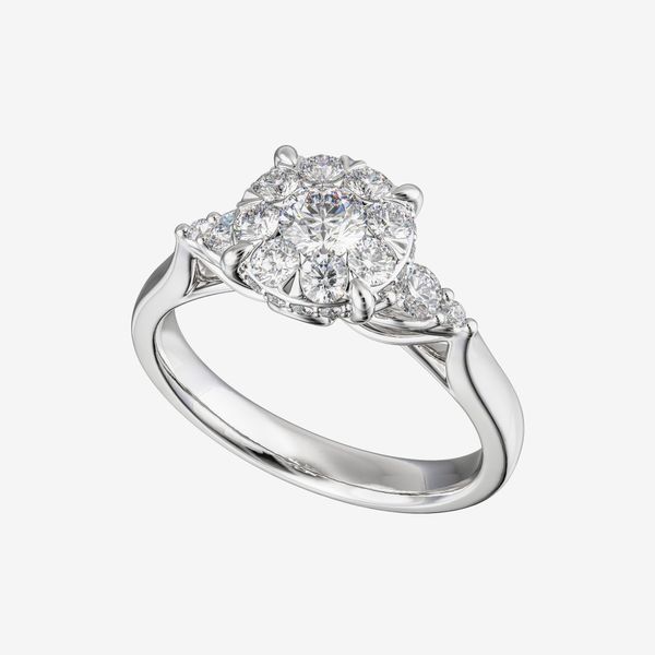 ACCENTED CLUSTER RING 