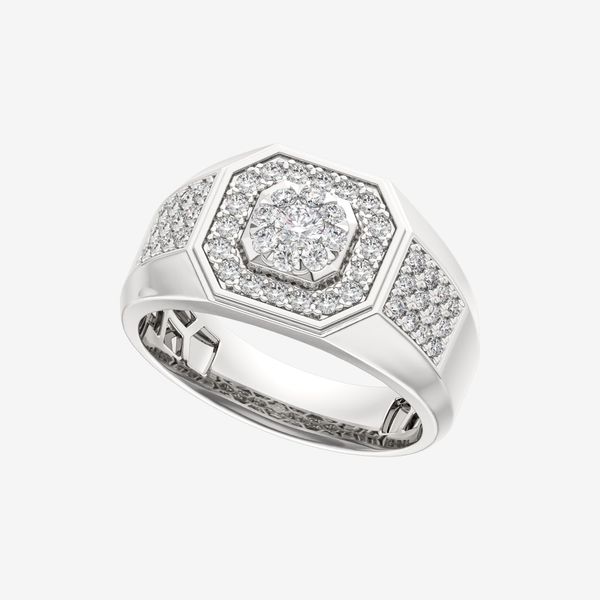  ACCENTED CLUSTER RING 