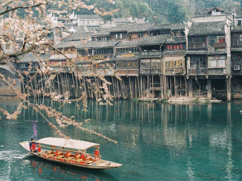  [Tour Trung Quốc] Tam Hiệp-Sông Dương Tử-Phượng Hoàng Cổ Trấn-Thất Tinh Sơn 5N4Đ 