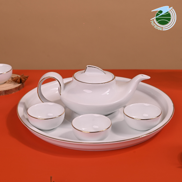  Bộ ấm trà sứ viền vàng 