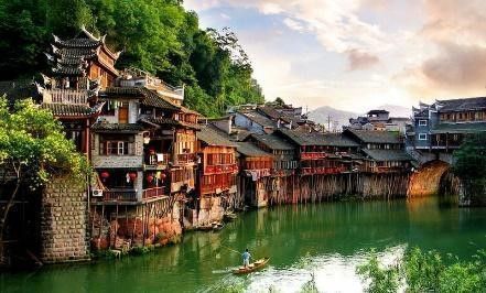  [Tour Trung Quốc] Nam Ninh-Lệ Ba-Hạ Tư Cổ Trấn-Trấn viễn Cổ Thành-Thiên mộ Miêu Trại 4N3Đ 