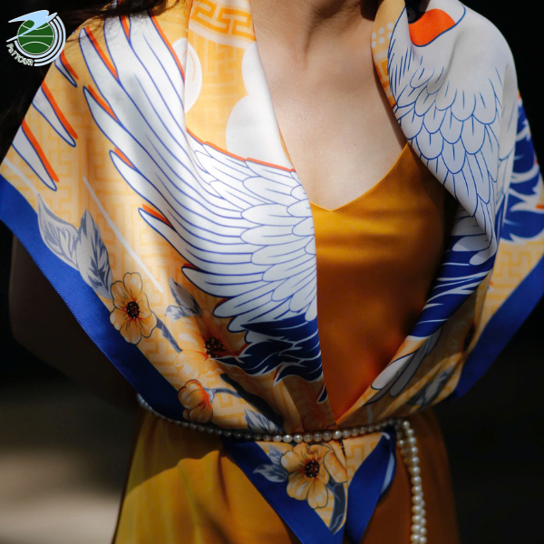  Khăn Hoàng Hạc VNPost 