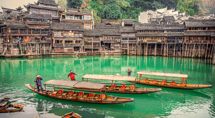  [Tour Trung Quốc] Trùng Khánh - Phượng Hoàng Cổ Trấn - Thiên Môn Sơn - Hồ Bảo Phong - Trương Gia Giới 6N5Đ 