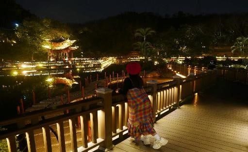  [Tour Trung Quốc] Hà Khẩu-Bình Biên-Di Lặc-Kiên Thủy-Mông Tự 4N3Đ 