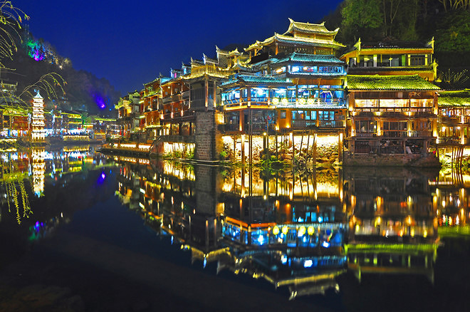  [Tour Trung Quốc] Tam Hiệp-Sông Dương Tử-Phượng Hoàng Cổ Trấn-Thất Tinh Sơn 5N4Đ 