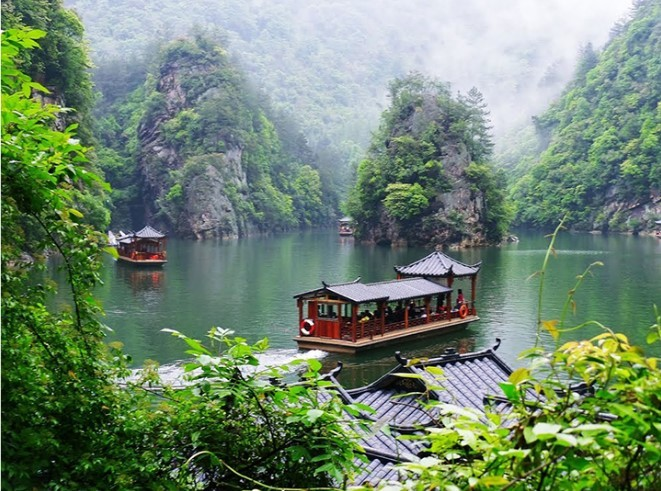  [Tour Trung Quốc] Trương Gia Giới-Phượng Hoàng Cổ Trấn-Thiên Tử Sơn- Hồ Bảo Phong 5N4Đ 
