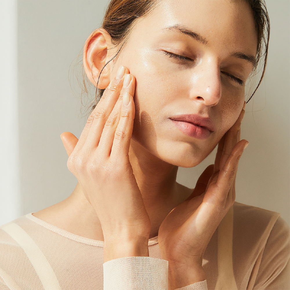  Dầu tẩy trang SKIN1004 Madagascar Centella Light Cleansing Oil 200ml 