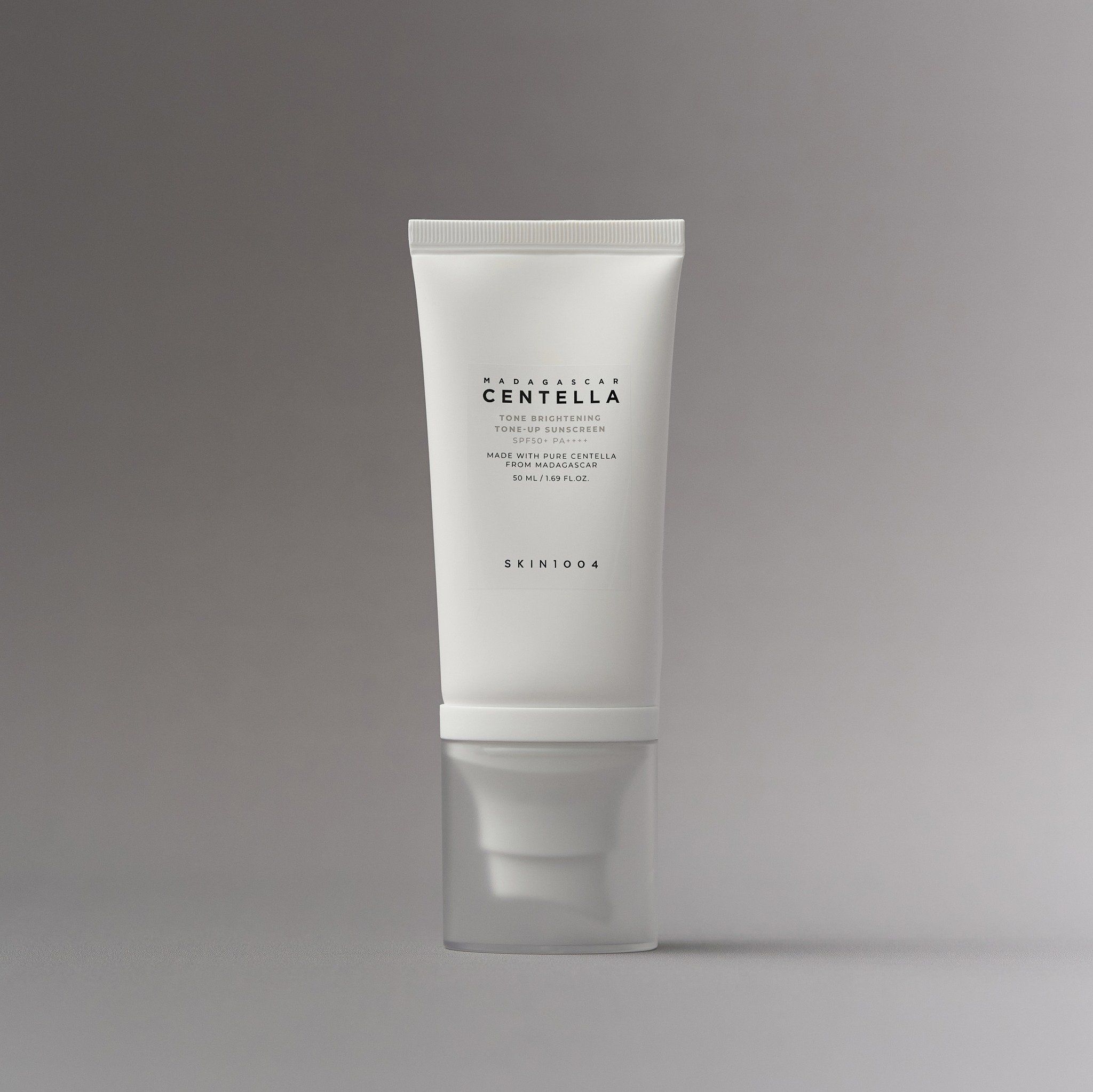  Kem chống nắng SKIN1004 Centella Tone Brightening Tone-up Sunscreen SPF50+ PA++++ 50ml 