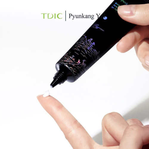  Pyunkang Yul Kem dưỡng mắt Black Tea Time Reverse Eye Cream 25ml 