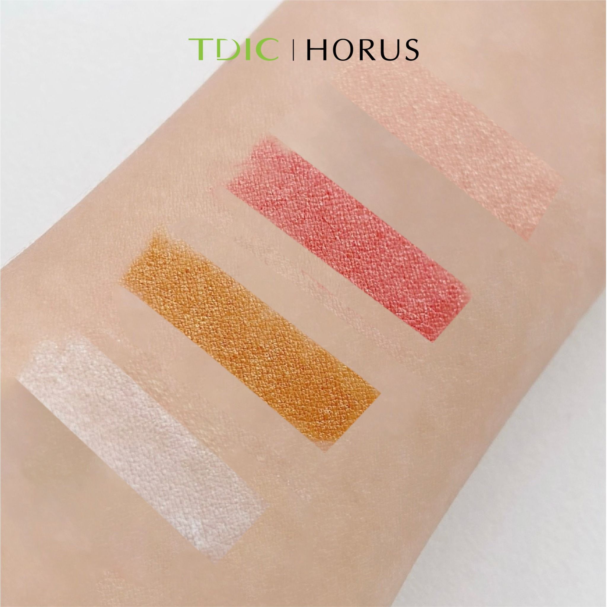  Horus Kẻ mắt Galaxy Eyeliner 0.5g giúp đôi mắt trở nên long lanh cùng ánh nhìn quyến rũ 