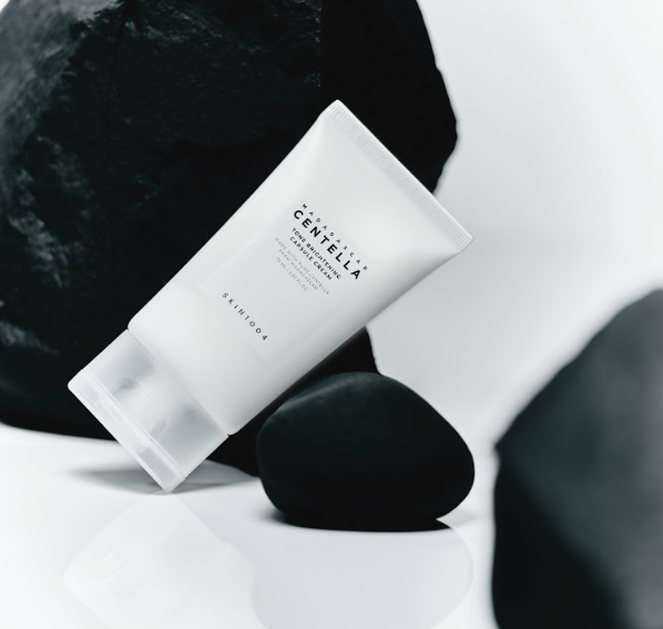  Kem Dưỡng Ẩm Dưỡng Sáng SKIN1004 Madagascar Centella Tone Brightening Capsule Cream 75ml 