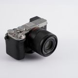  Viltrox AF 40mm F2.5 Full-Frame cho Sony E-mount 