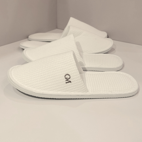  Dép đi trong phòng 