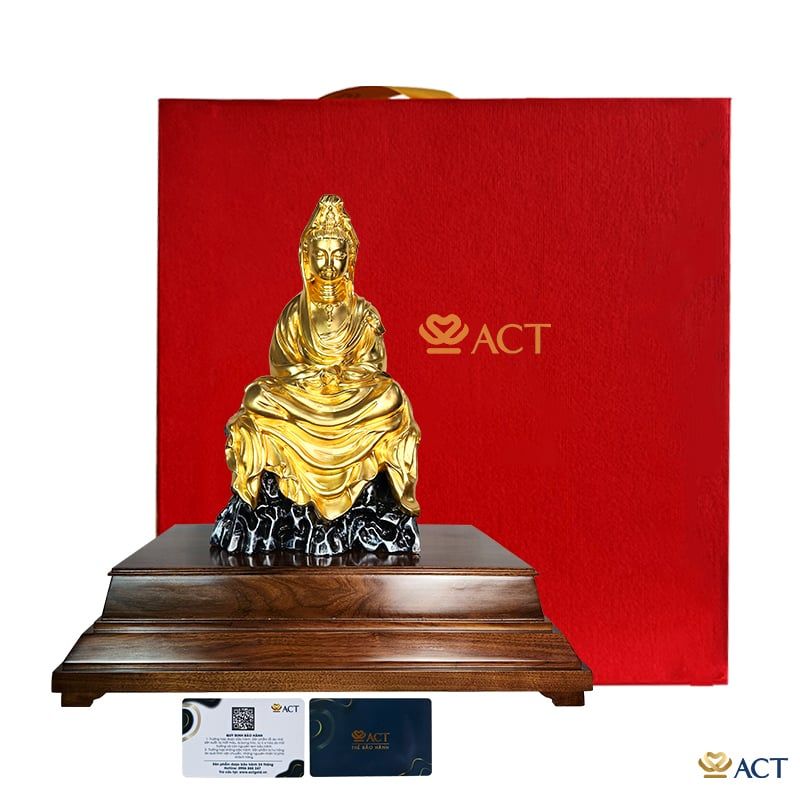 Tượng Quán Thế Âm Bồ Tát dát vàng 24k