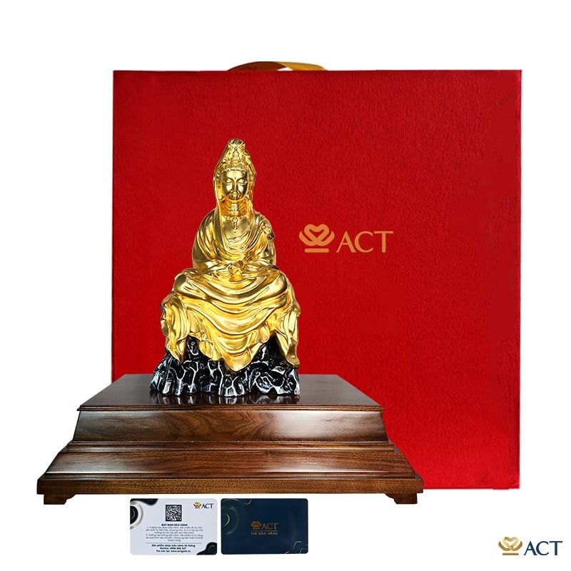 Tượng Quán Thế Âm Bồ Tát dát vàng 24k