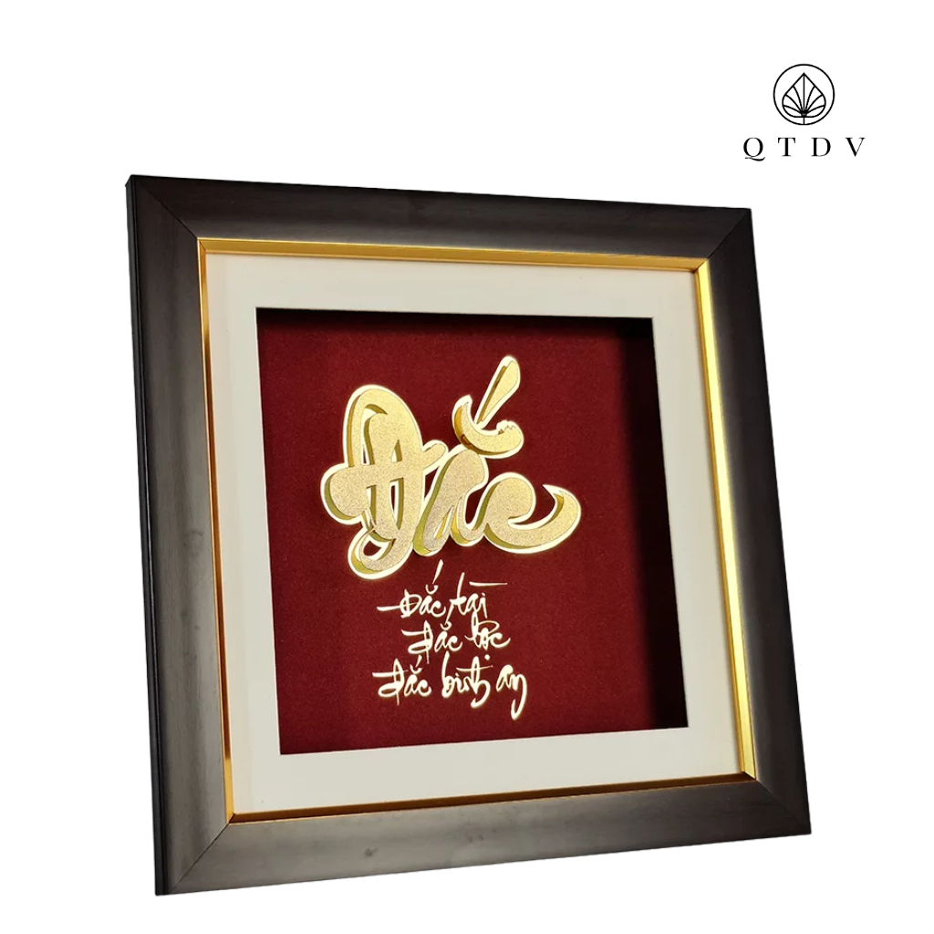 tranh chữ đắc dát vàng