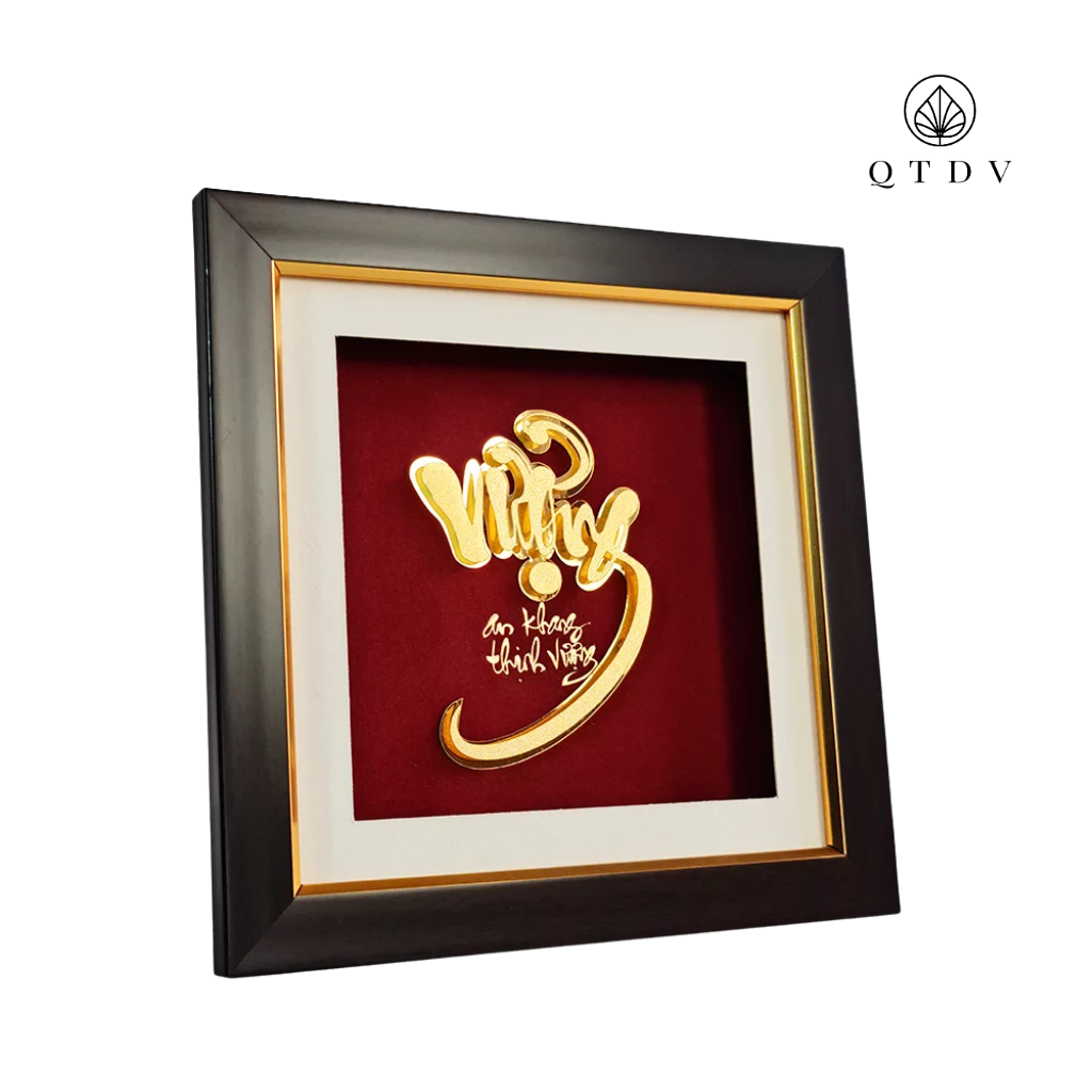 chữ vượng dát vàng