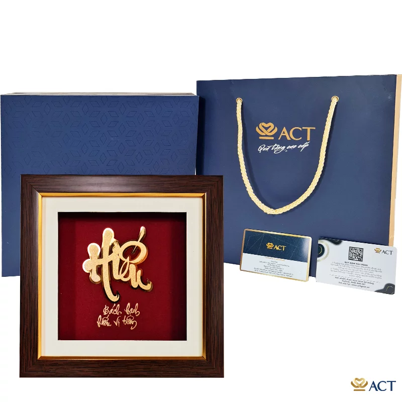 Tranh Chữ Hiếu dát vàng 24k