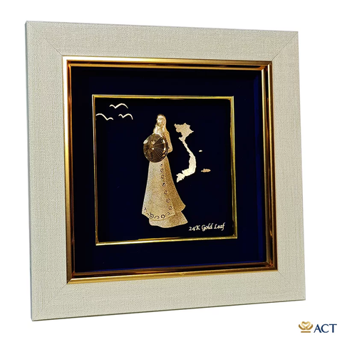 Tranh Áo dài Việt Nam dát vàng 24k