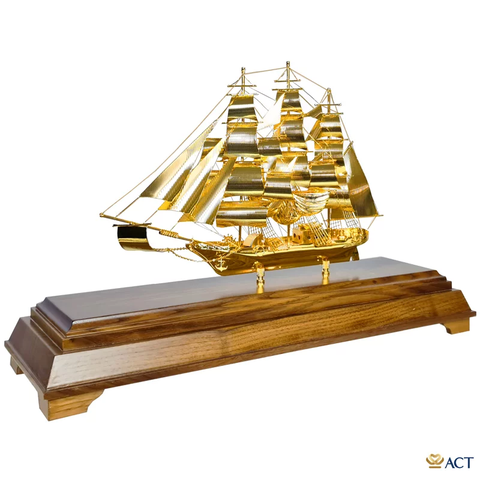 Mô Hình Thuyền Buồm Mạ Vàng 24K – Buồm Trắng Vàng Xen Kẽ