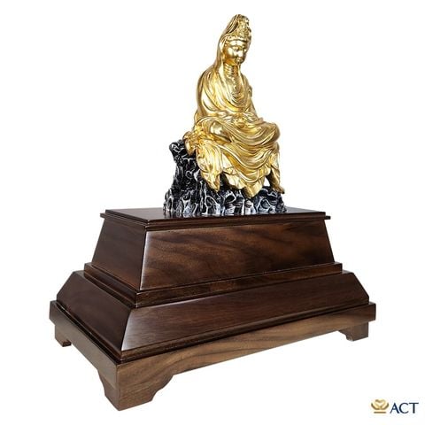 Tượng Quán Thế Âm Bồ Tát dát vàng 24k
